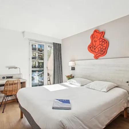 ホテル Akena - Grande 3*