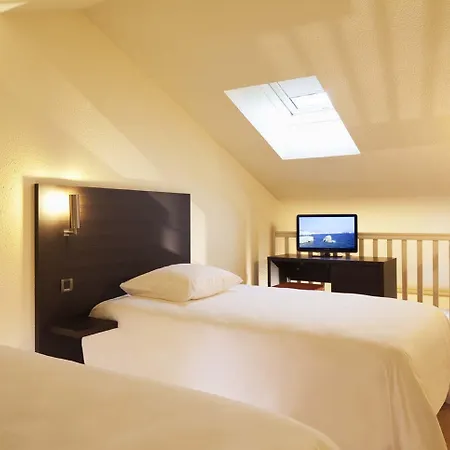 Surf Club By Akena - Grande 3* بياريتز