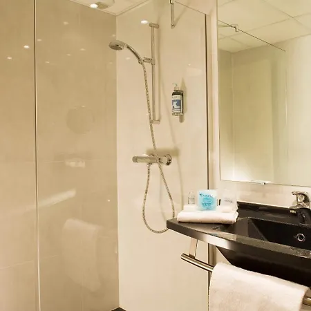 Akena - Grande ホテル 3*