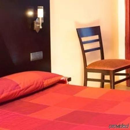 Surf Club By Akena - Grande 3*