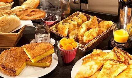 Akena - Grande ホテル