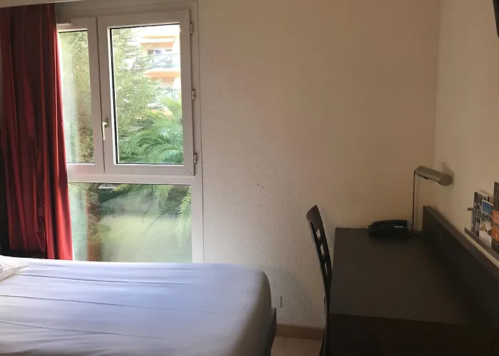 Akena - Grande Hotell Biarritz