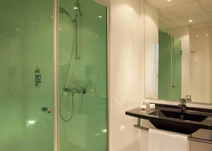 Akena - Grande Hotell 3*