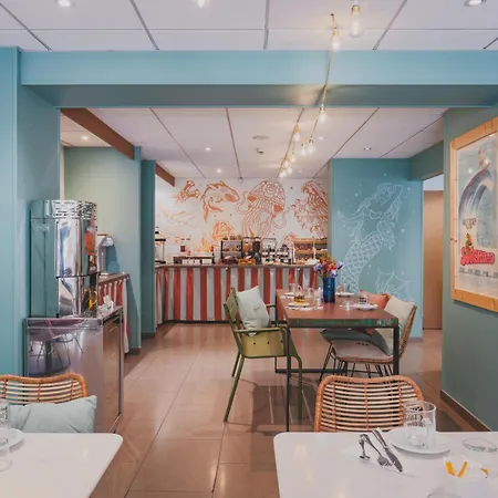 Surf Club By Akena - Grande 酒店