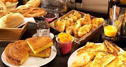 Akena - Grande ホテル